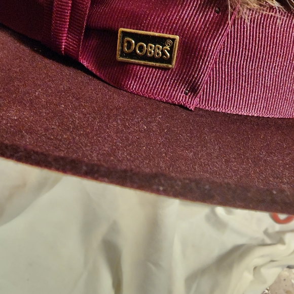 HAT Mens Preowned DOBBS  color Merlot size 7 3/4 with Hat Box - Picture 5 of 8
